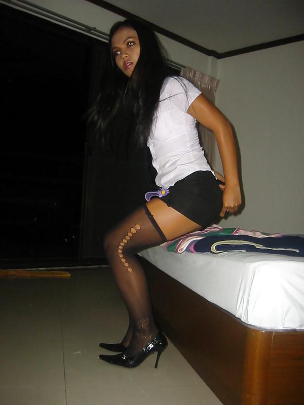 25P Bangkok Ladyboy Emmy aka Amy