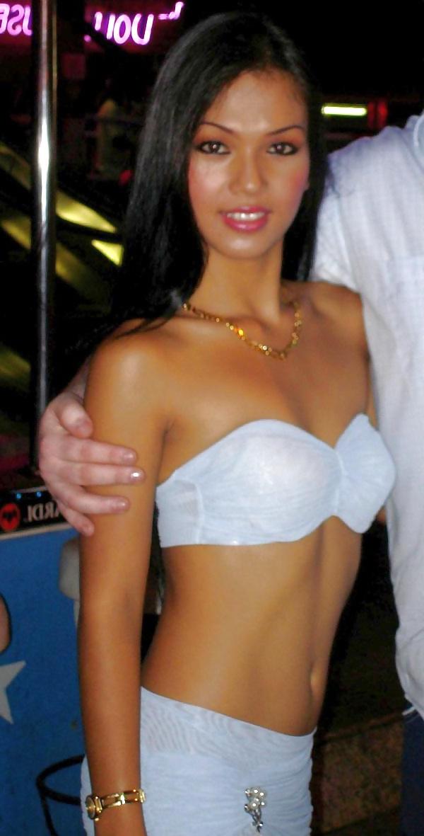 25P Bangkok Ladyboy Emmy aka Amy