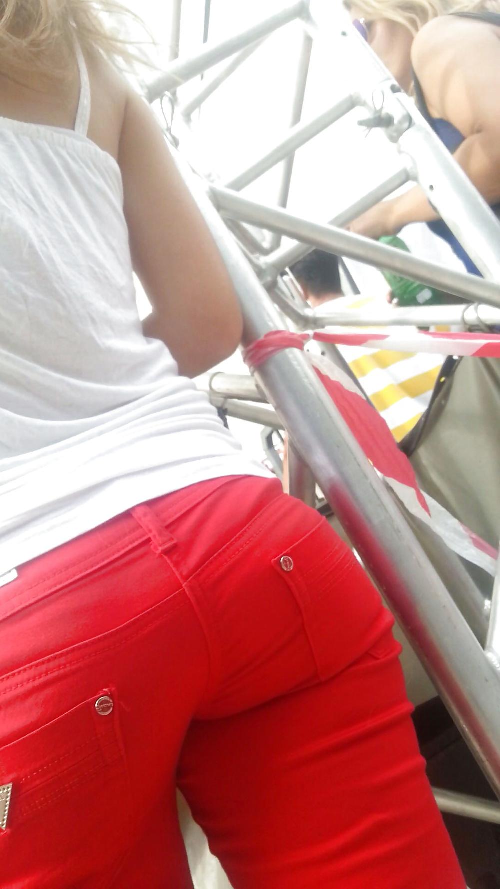25P Spy sexy teens ass romanian