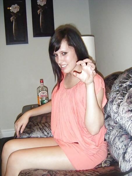 21P Brunette teen amateur non nude