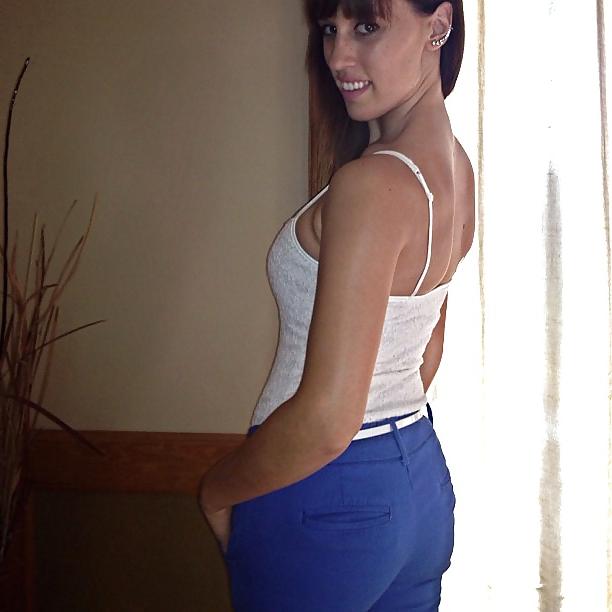 21P Brunette teen amateur non nude
