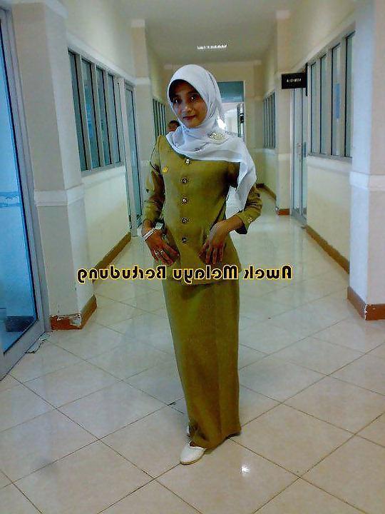 25P Malay Girls