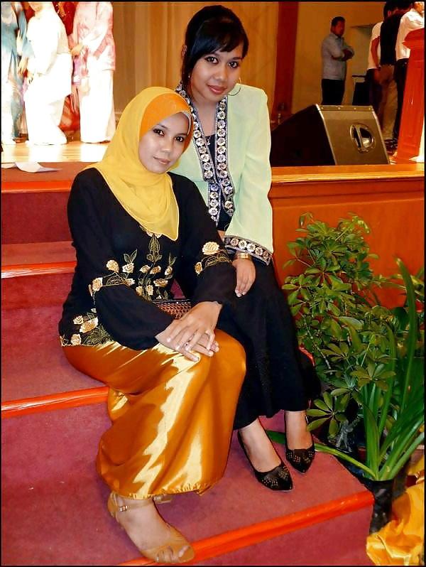 25P Malay Girls