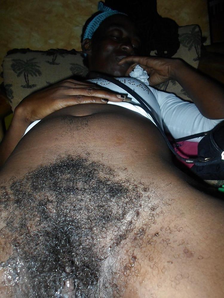 25P Hairy Ebony Pussy
