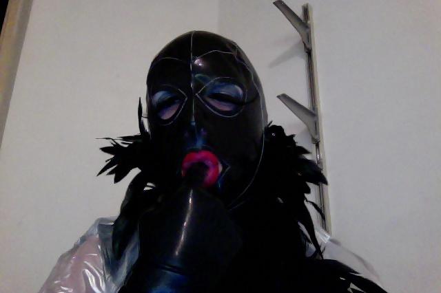 6P Rubber Dolling!
