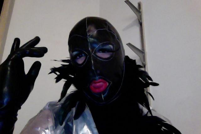 6P Rubber Dolling!