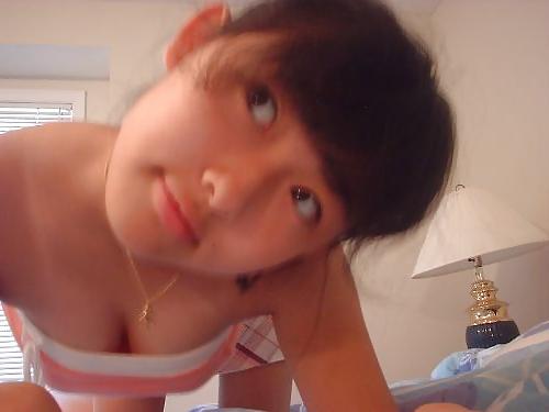 16P 0196 Asian Cutie