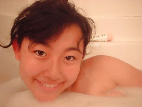 16P 0196 Asian Cutie