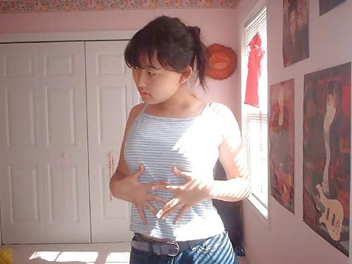 16P 0196 Asian Cutie