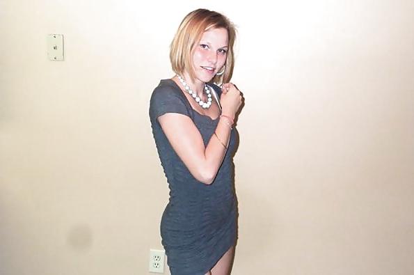 25P Ashlee G, Nikki D,s NOT sister