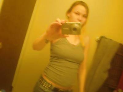 25P Ashlee G, Nikki D,s NOT sister