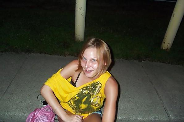 25P Ashlee G, Nikki D,s NOT sister