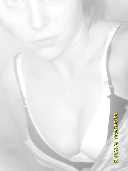 25P Ashlee G, Nikki D,s NOT sister