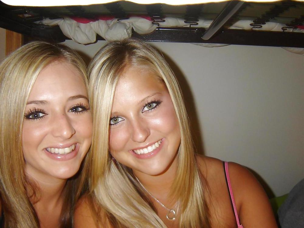 15P Nice (non nude) girls 25