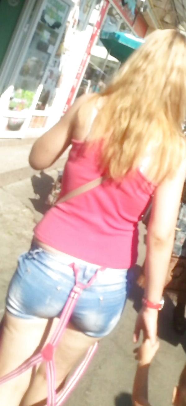 8P Spy sexy big ass blonde romanian