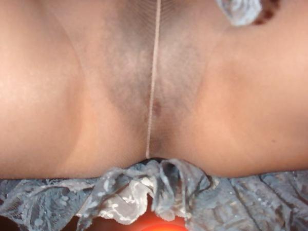14P 0199 Asian Couple
