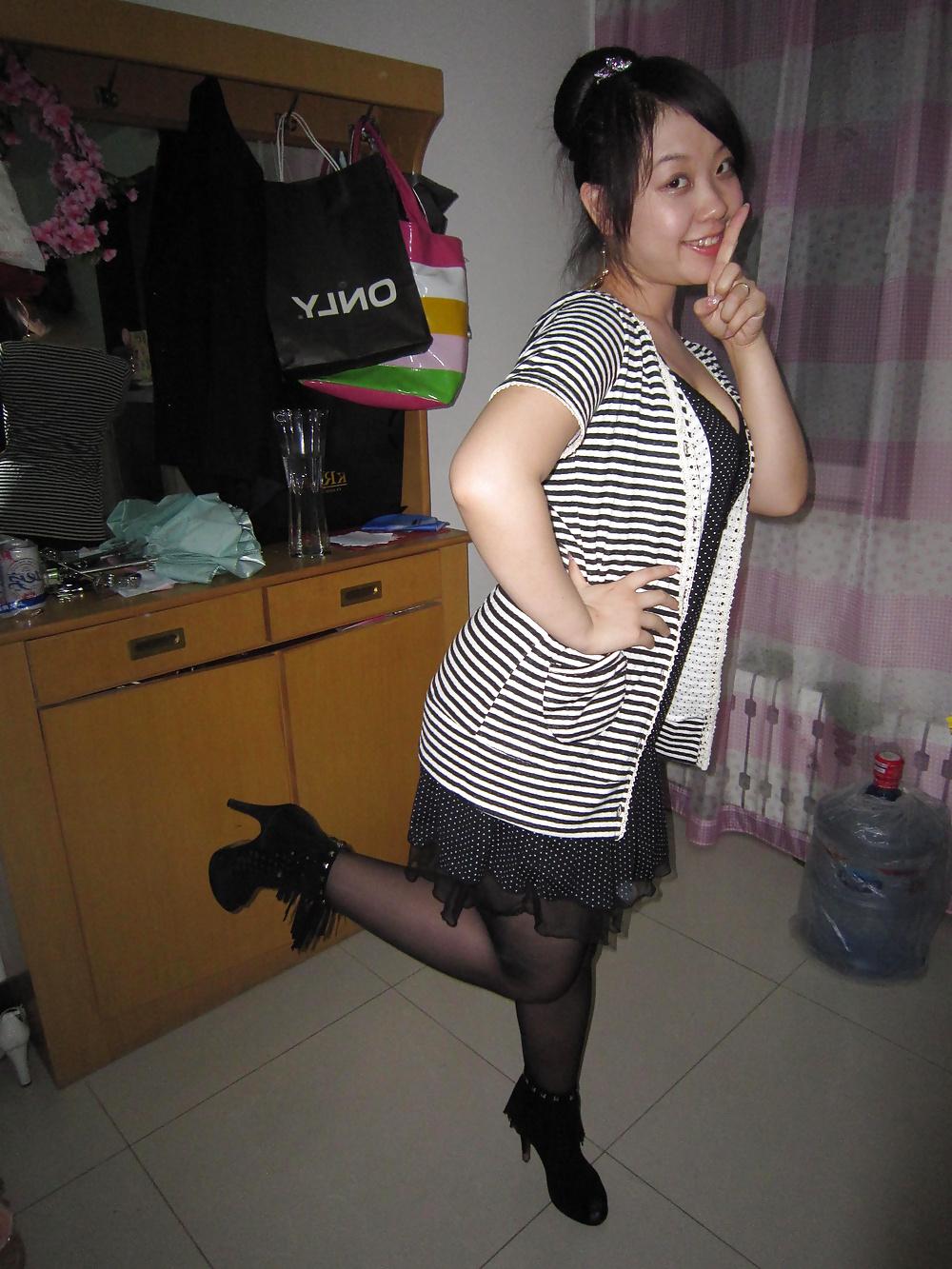 25P 0201 Asian Cutie
