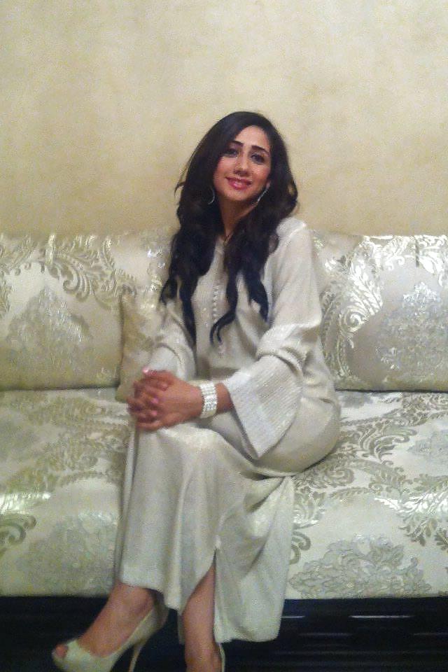 25P Beurettes Arabes en talons high heels ep5