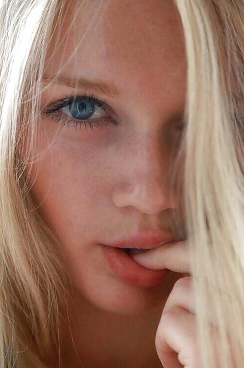 24P Non-Nude Teenys Vol.9
