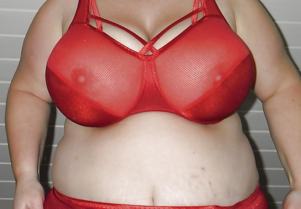25P Gorgeous BBW! She wants to be Anonymous, Body in Focus
