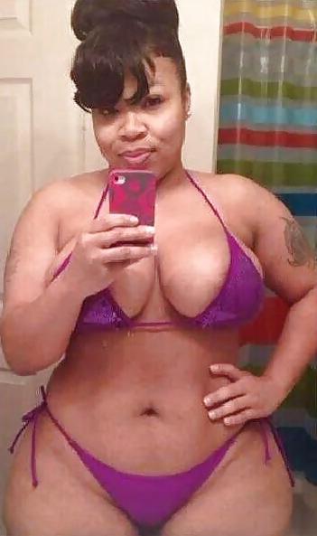 25P BBW in bikinis - Set 1