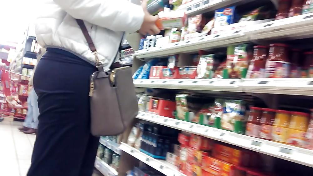 9P Cul en jogging  butt in jogging outfit
