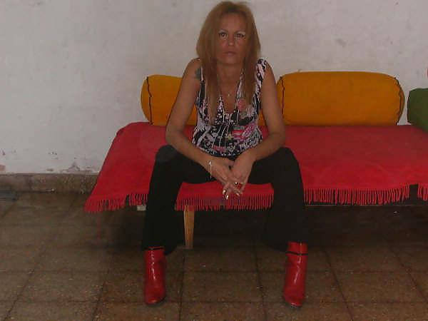 23P Blondes Moms Non Nude
