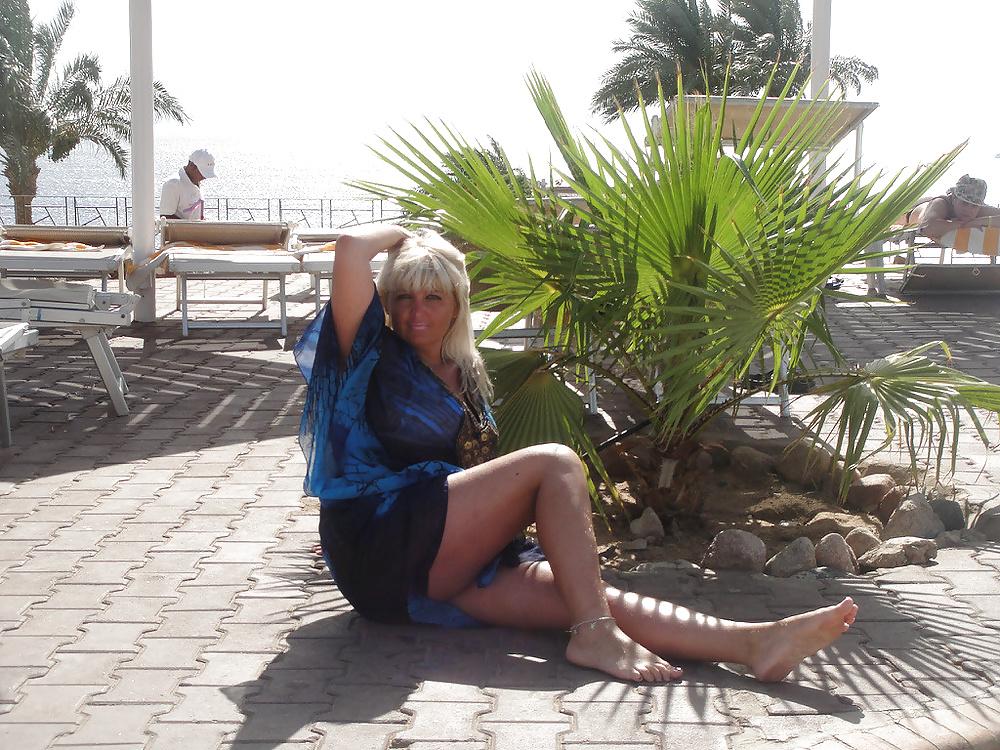 25P Blondes Moms Non Nude