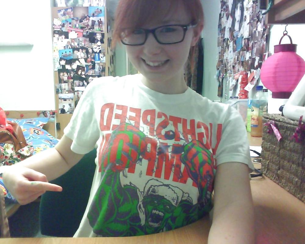 15P Lauren loves robots