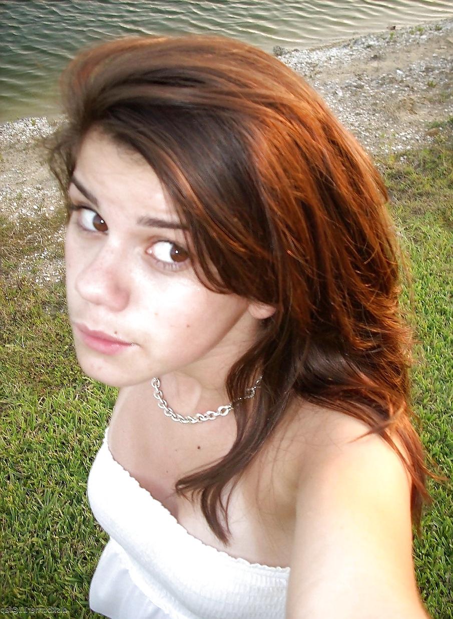 20P Brunette Non Nude