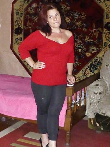 25P MEGA HOT SUPER MATURE RUSSIAN