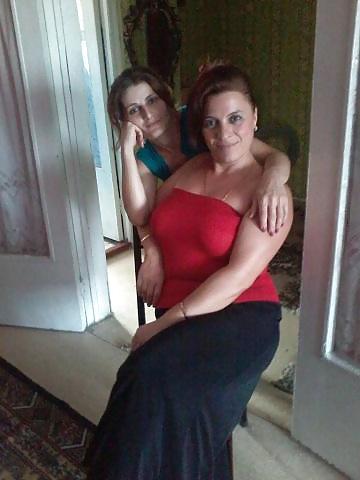 25P MEGA HOT SUPER MATURE RUSSIAN