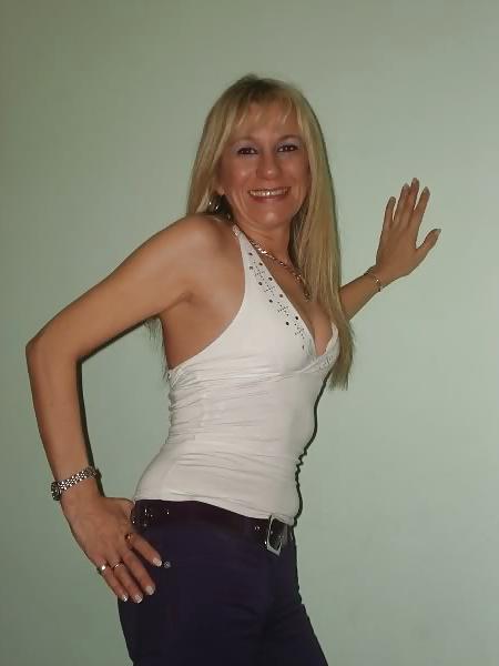 25P Blondes Moms Non Nude
