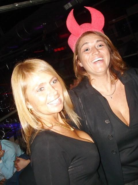 25P Blondes Moms Non Nude