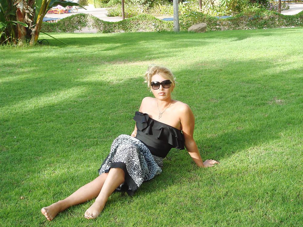25P Blondes Moms Non Nude