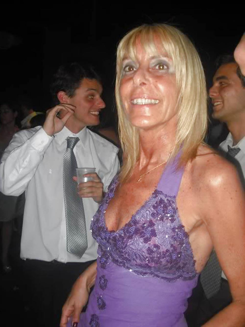 25P Blondes Moms Non Nude