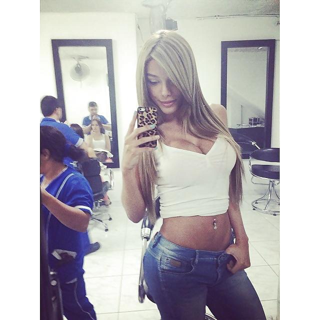 25P Kamilla - Beautiful Tgirl from Colombia
