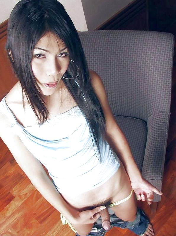 25P Ladyboy Cindy aus Pattaya