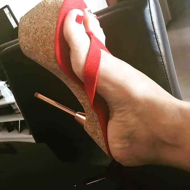 25P High heel mules and clogs