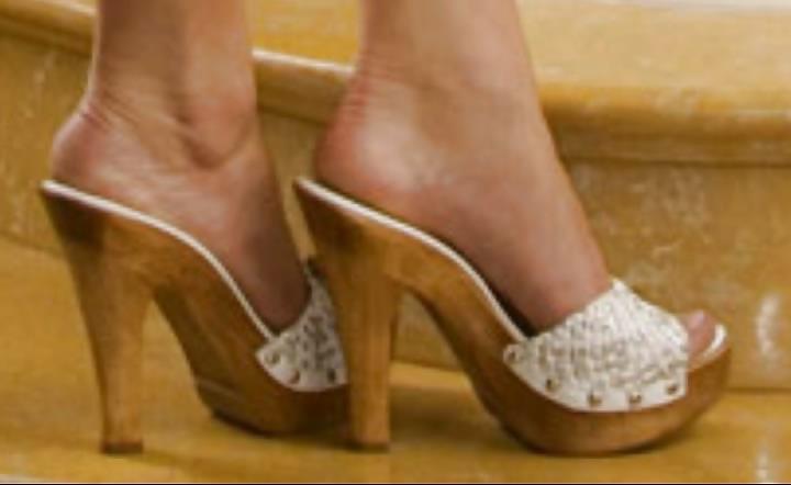 25P High heel mules and clogs