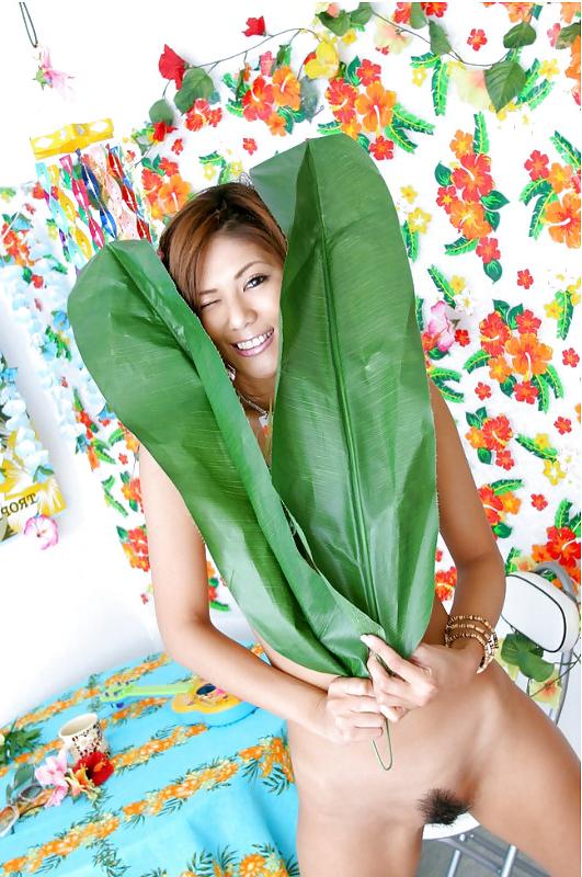 16P Asian 442 Anna Kaneshiro