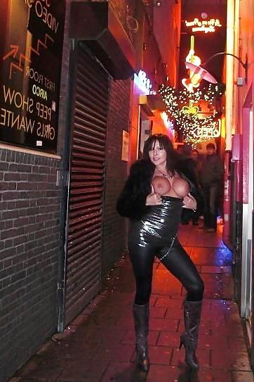 25P Carly-Hot Lady 3