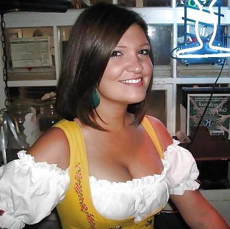 25P Dirndl sluts 03