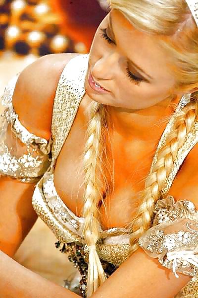 25P Dirndl sluts 03