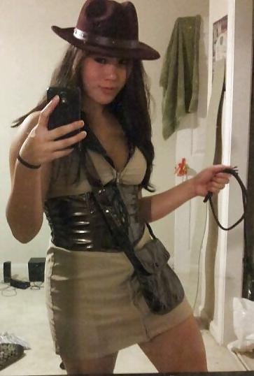 19P Leaked photos of asian girl sending selfies to boyfriend