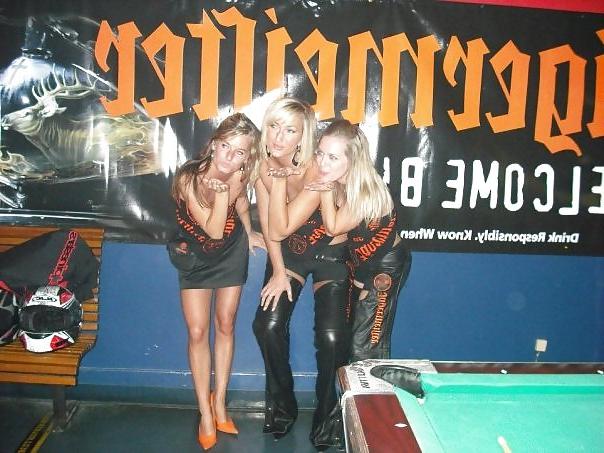 10P Yummy non-nude teens