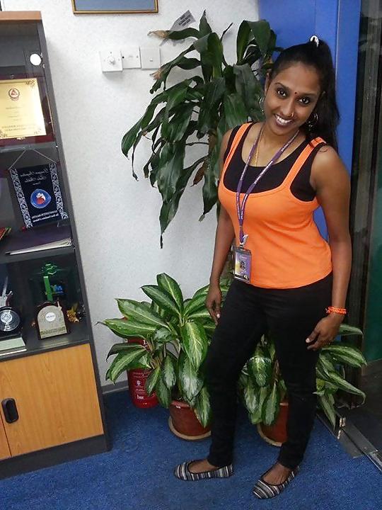 25P Asian Indian Chicks
