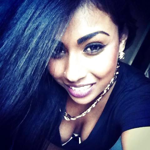 25P Asian Indian Chicks