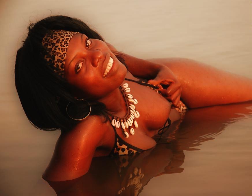 25P Sweet Black Girl
