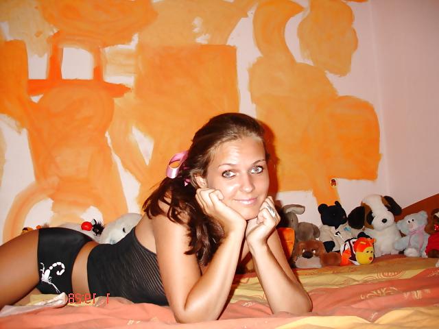 12P Sexy vacation - No nude